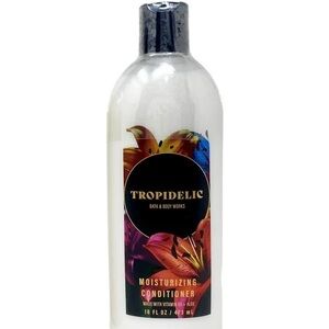Bath & Body Works Tropidelic Moisturizing Conditioner nourish and detangle hair